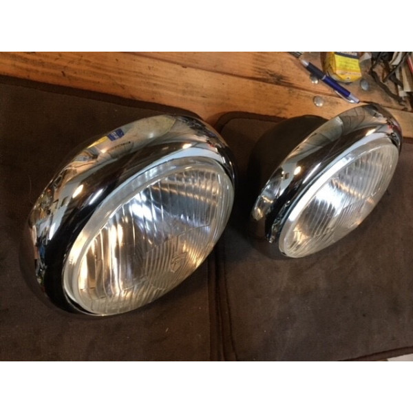 2 phares Marchal E109 complet reconditionnés Maserati Ferrari Peugeot 403