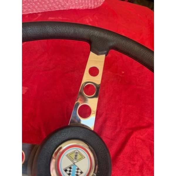 Volant Quillery neuf Renault 8 Gordini