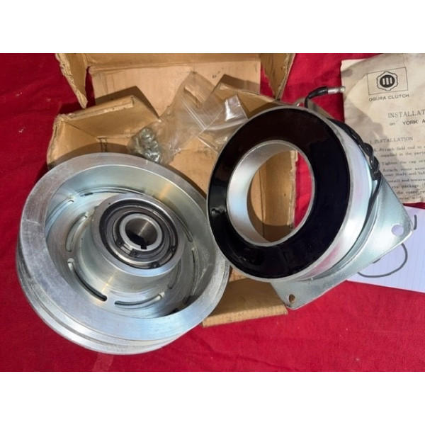 Tête de compresseur York de climatisation neuve original Citroën DS 20 21 et 23