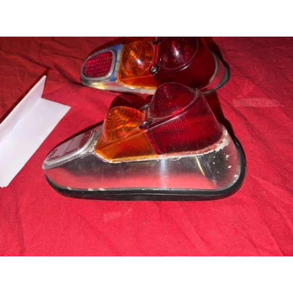 2 cabochons chrome de Renault 4L Super Alpine A108
