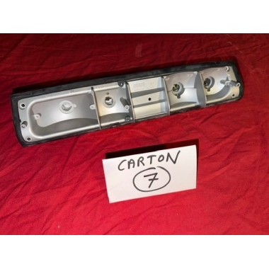 Socle de feu arrière droit neuf original Renault 17 Gordini TL TS phase 2