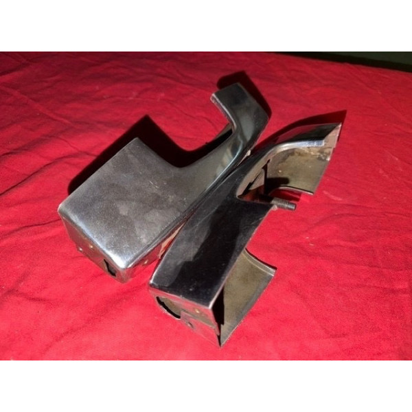 2 butoirs arrière original pare choc Renault 8 Gordini