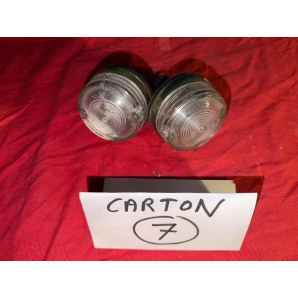 2 veilleuses clignotants avant Renault 8 Gordini