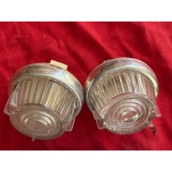 2 veilleuses clignotants neuves avant Renault 4 1ère génération