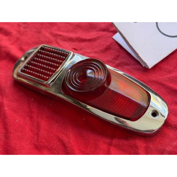 Cabochon de feu arrière neuf Renault Frégate Delage Delahaye Hotchkiss