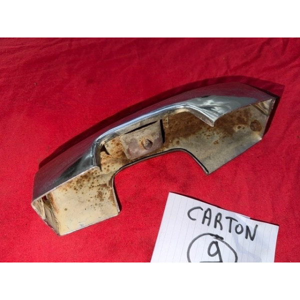 Butoir arrière droit de pare choc original Renault 8 Gordini