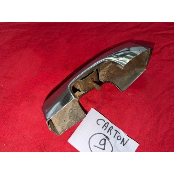 Butoir arrière droit de pare choc original Renault 8 Gordini