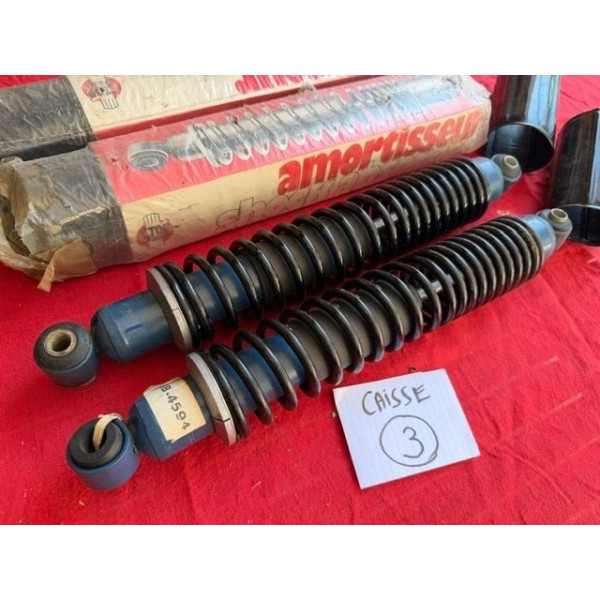 2 amortisseurs neuf NOS Volvo Amazone P1800 122 144