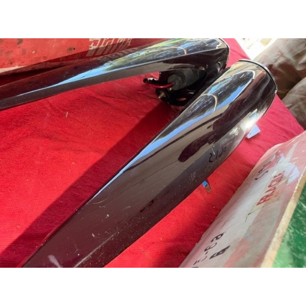 2 cornets de clignotants arrière plastique Citroën DS 19 1ère génération neuf NOS