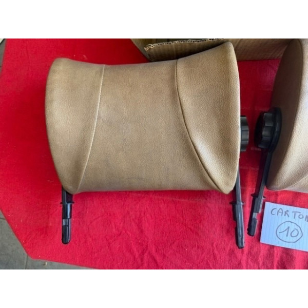 2 appuie tête neuf original Renault 16 TS TX