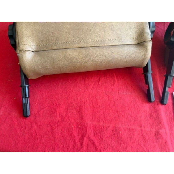2 appuie tête neuf original Renault 16 TS TX