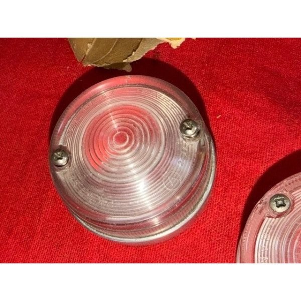2 cabochons veilleuses clignotants avant Renault 8 Gordini