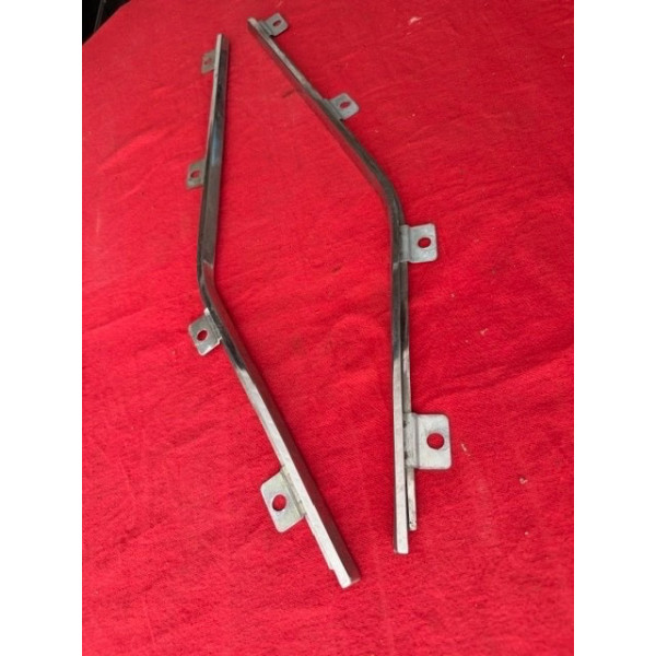 Habillage intérieur chrome latéral G et D custode arrière Citroën SM Maserati