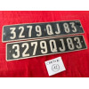 Anciennes plaques d'immatriculation d'époque années 60 vintage Automobilia