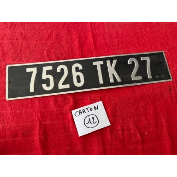 Ancienne plaque d'immatriculation d'époque années 60 vintage Automobilia