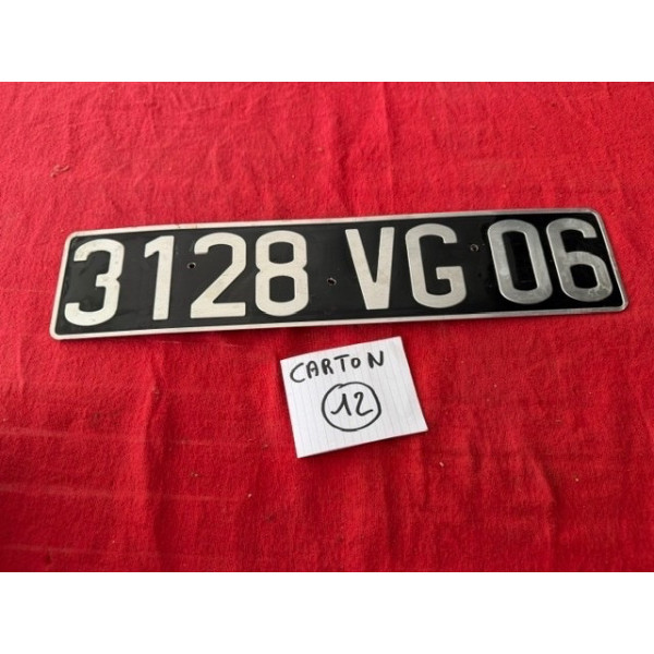 Ancienne plaque d'immatriculation d'époque années 60 vintage Automobilia