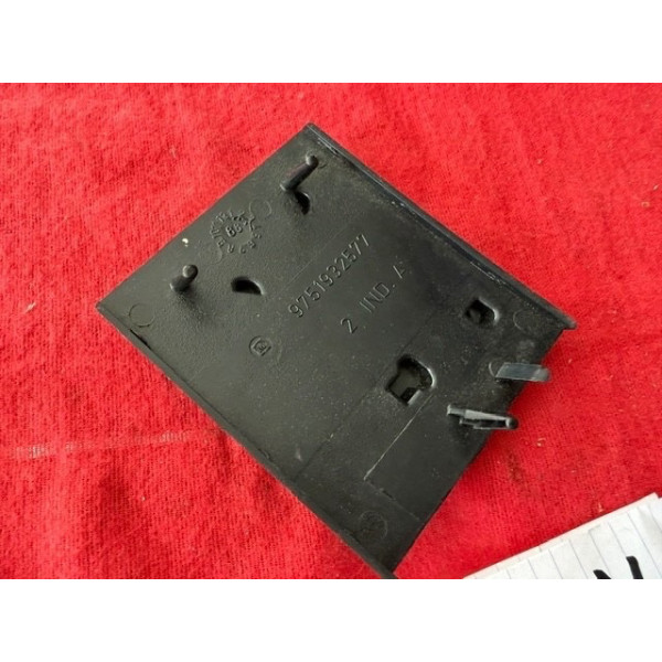 Centre de calandre neuf original Peugeot 205 309