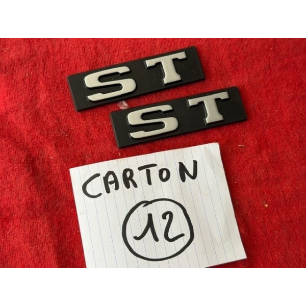 2 monogrammes neuf original Peugeot 205 309 ST