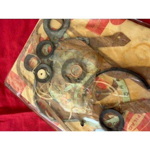 Pochette incomplète Renault 8 Gordini Alpine A110 moteur 804