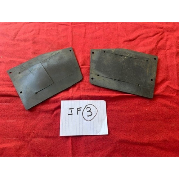 2 pare poussières aile avant neuf Citroën DS 19 20 21 et 23 1968 à 1975