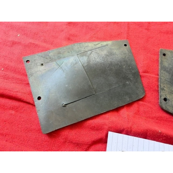 2 pare poussières aile avant neuf Citroën DS 19 20 21 et 23 1968 à 1975