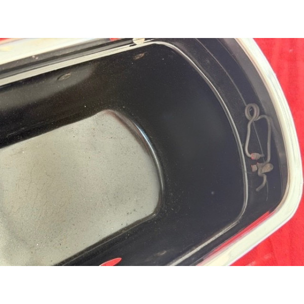 Cuvelage original avec cerclage chrome Peugeot 504 coupé cabriolet 1er modèle