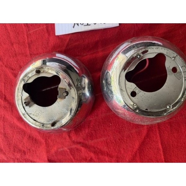 2 coques arrière chrome phare Marchal original Peugeot 403 cabriolet Matra