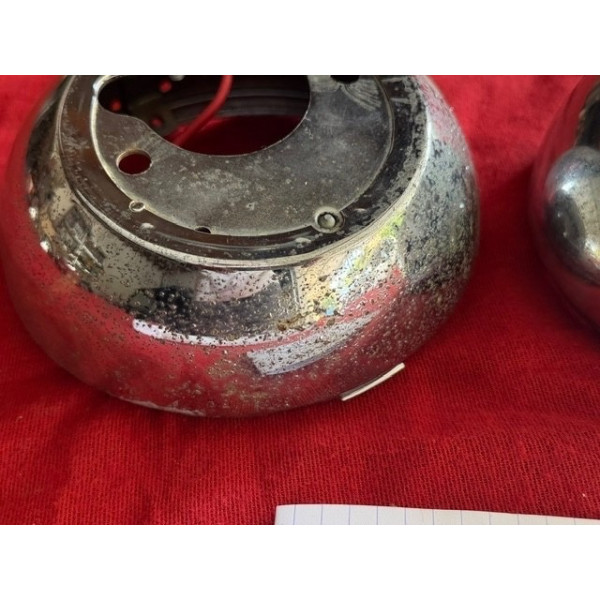 2 coques arrière chrome phare Marchal original Peugeot 403 cabriolet Matra