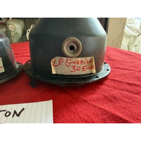 2 cuvelages centraux originaux Cibie Renault 8 Gordini