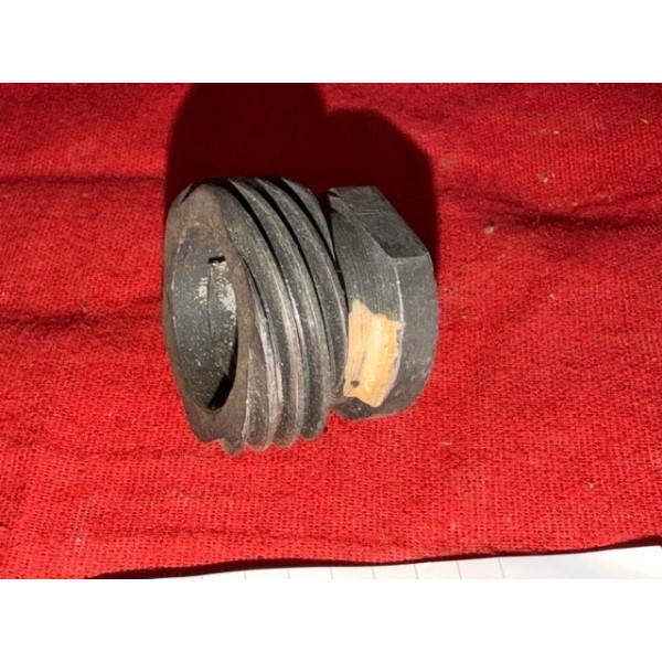 Vis pignon tachymètre - BV Renault - pour boîte 5 vitesses 353 R8 Gordini A110