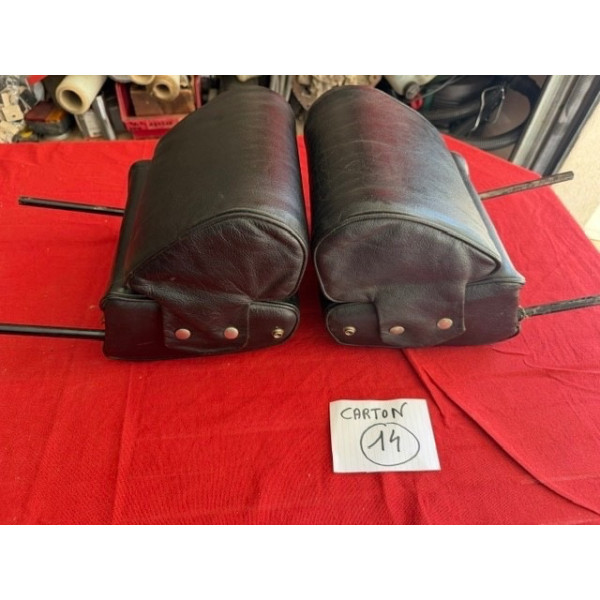 2 appuie tête cuir noir originaux Citroën DS 20 21 ou 23 Pallas dernier modèle