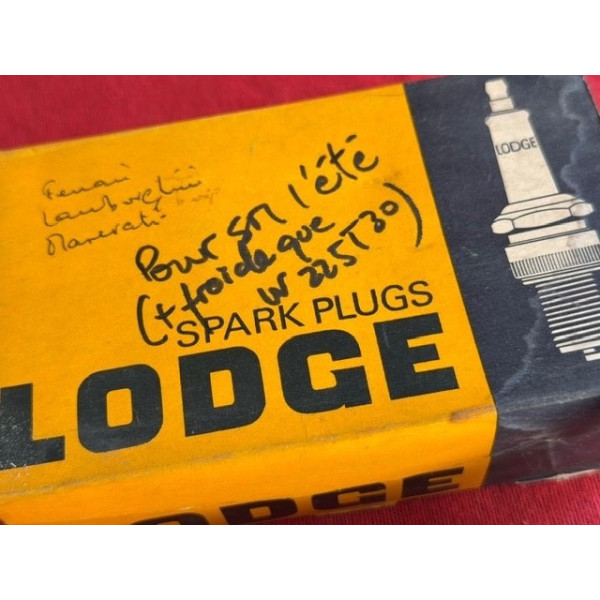 Lot 12 bougies neuves Lodge Citroën SM Maserati Merak