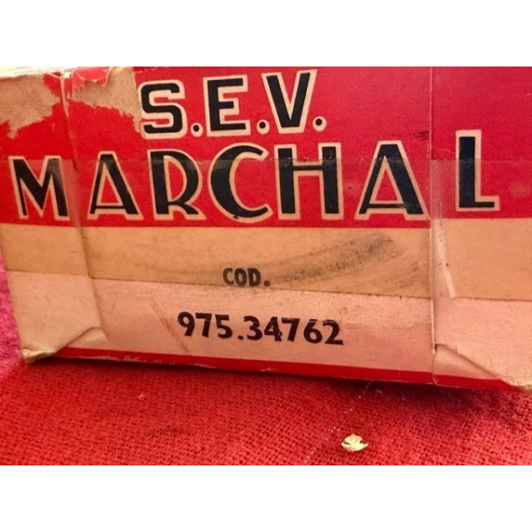 Lot 12 bougies neuves Marchal HF 34 F pour Ferrari 250 275 330 moteur Colombo