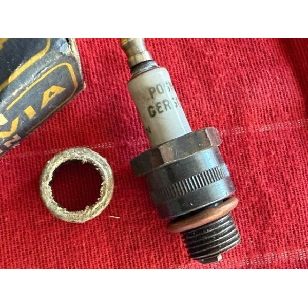 1 bougie Pognon Gergovia Alumin 614X motos années 50 ancien stock NOS