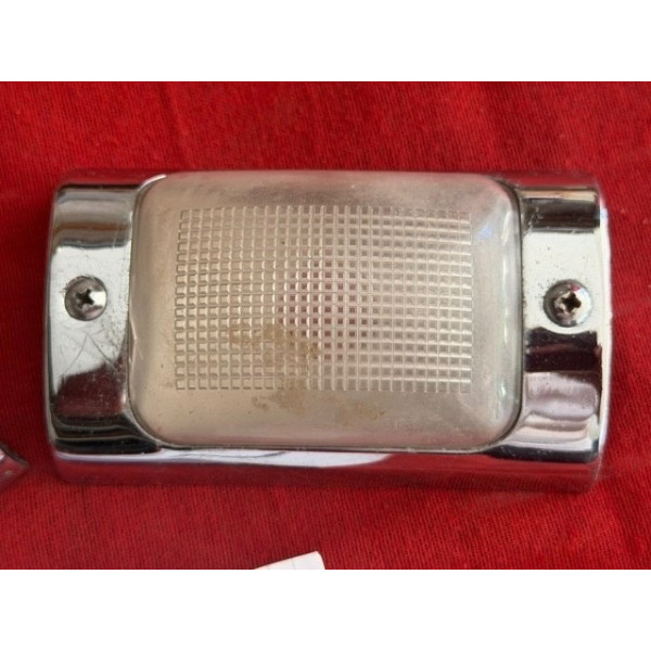 2 lampes habillage intérieur Pallas Citroën DS état moyen
