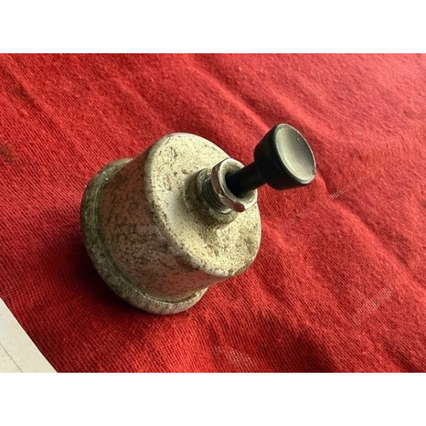Petite pompe de lave glace origine Renault 8 Gordini
