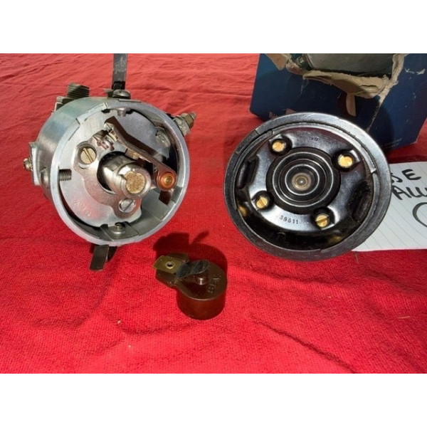 Allumeur neuf SEV prise compte tours + Jaeger 60mm Peugeot 203 coupé Simca sport