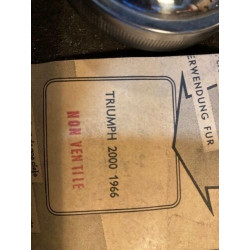 BOUCHON ESSENCE A CLE PJ NEUF ORIGINAL TRIUMPH