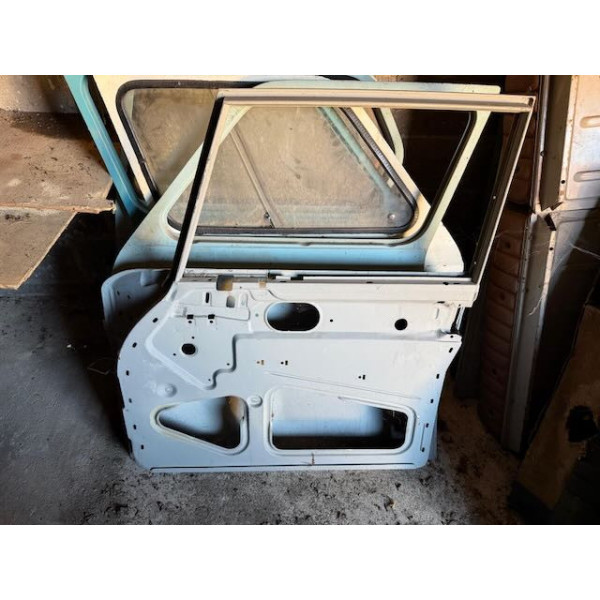 Porte neuve originale AVD Mercedes type W110 de 1961 à 68