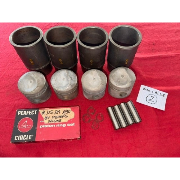 Ensemble de chemises pistons axe segments neuf origine Citroën DS 21 carbu ou IE