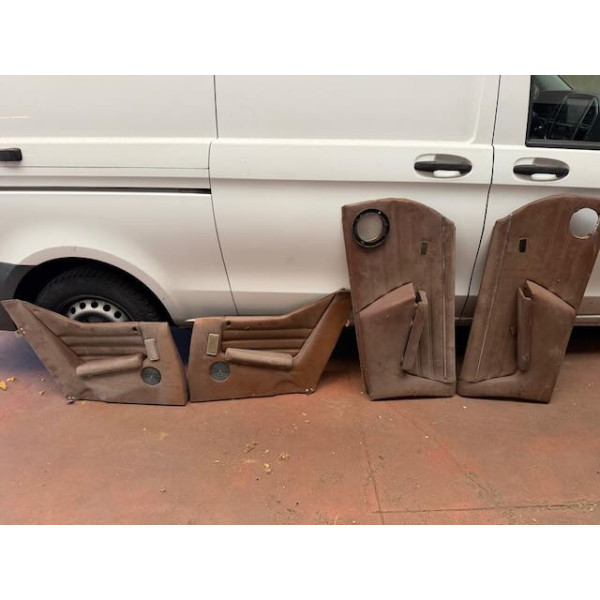 Panneaux de porte cuir marron Citroën SM