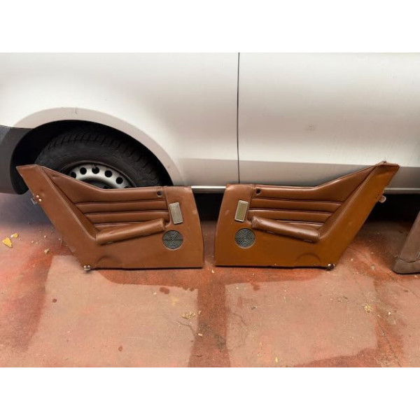 Panneaux de porte cuir marron Citroën SM
