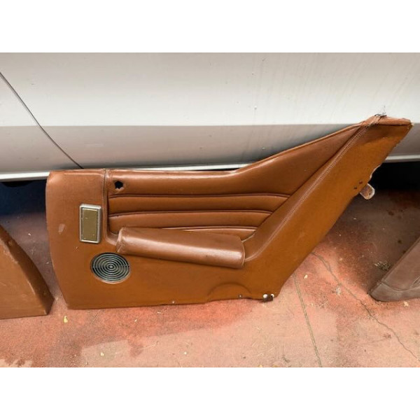 Panneaux de porte cuir marron Citroën SM
