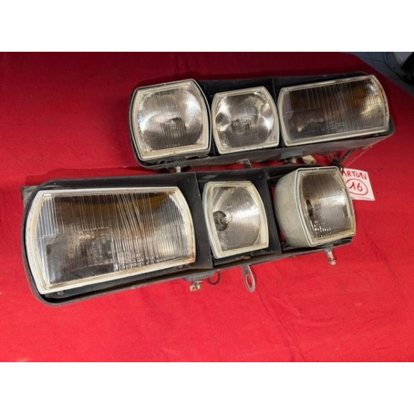 Ensemble de phares Cibie Citroën SM Maserati avec leurs supports