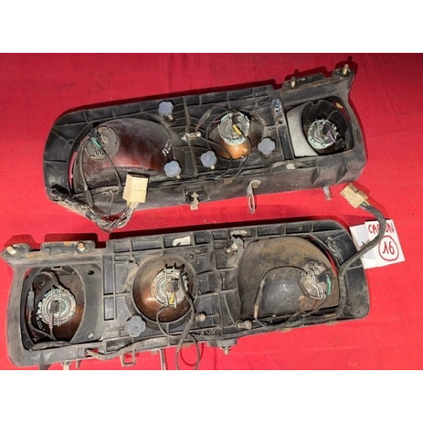 Ensemble de phares Cibie Citroën SM Maserati avec leurs supports