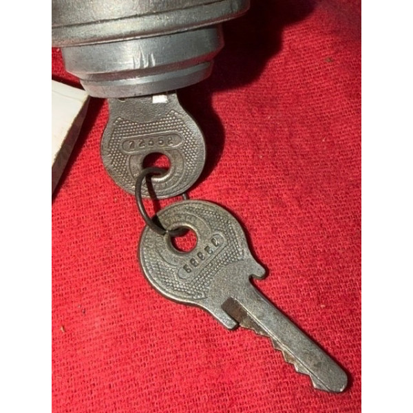 Neiman 2 fils accessoire d'époque Citroën Traction avant 7 11 ou 15/6