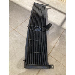 CALANDRE NEUVE ORIGINAL NOS RENAULT 18