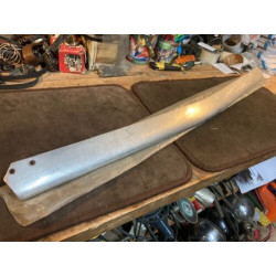 LAME SUPERIEURE NEUVE PARE-CHOC ARRIERE ID 19 1ERE GENERATION