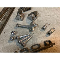 Lot de pieces original Mercedes 180 200 220 w121