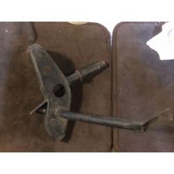 SUPPORT PARE-CHOC ARRIERE NEUF ORIGINAL CITROEN DS BERLINE OU CABRIOLET